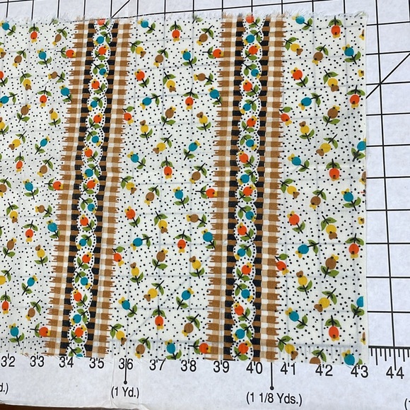 3 pieces vintage fabric remnants, cotton, cotton blend, varying sizes - Picture 10 of 14